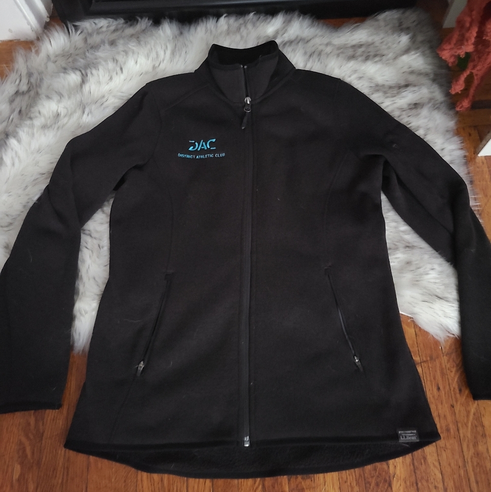 BRAND NEW small Women's LL Bean jacket